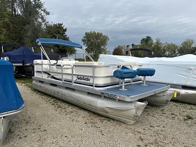 BOATZON | Sweetwater Challenger 200 ES 2001