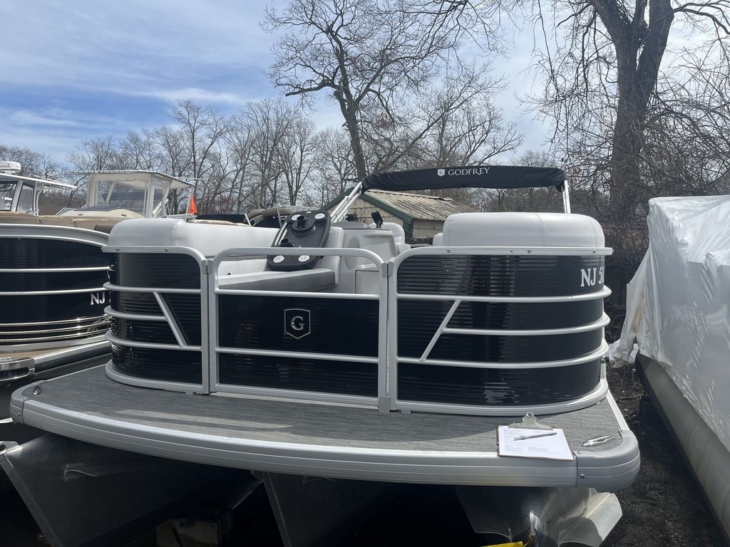 2023 Sweetwater SW 2186 C iMPACT PLUS Package 29 in Center Tube - Sold Boat