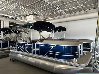 BOATZON | Sylvan 820 LZ 90HP BUNK TRAILER 2025 BOATZON | Sylvan 820 LZ 90HP BUNK TRAILER 2025