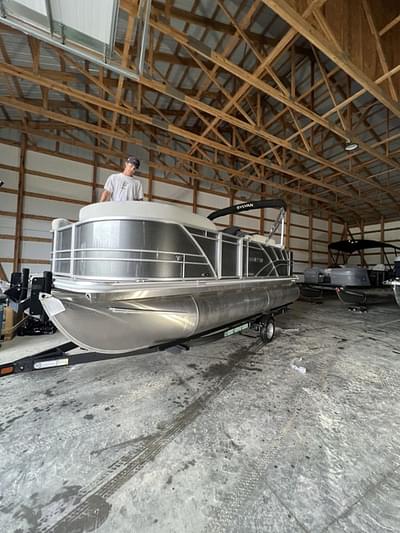 BOATZON | Sylvan 820 PARTY FISH 90HP BUNK TRAILER 2026
