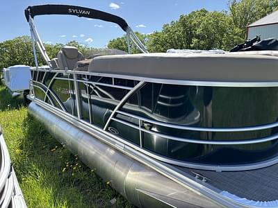 BOATZON | Sylvan 820 PARTY FISH 90HP VMAX BUNK TRAILER 2024