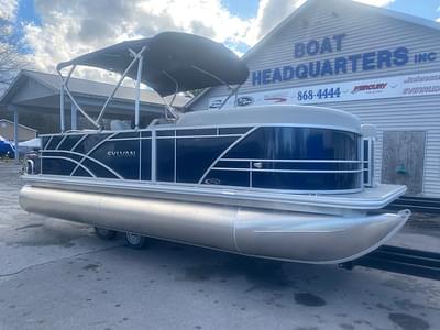 BOATZON | Sylvan 820CRS 2025