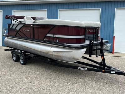 BOATZON | Sylvan 8520 Party Fish 2023