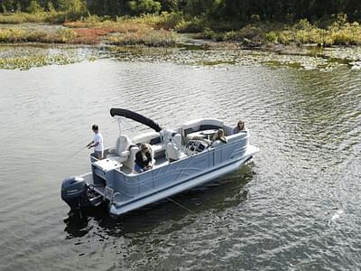 BOATZON | Sylvan 8522 Party Fish 2025