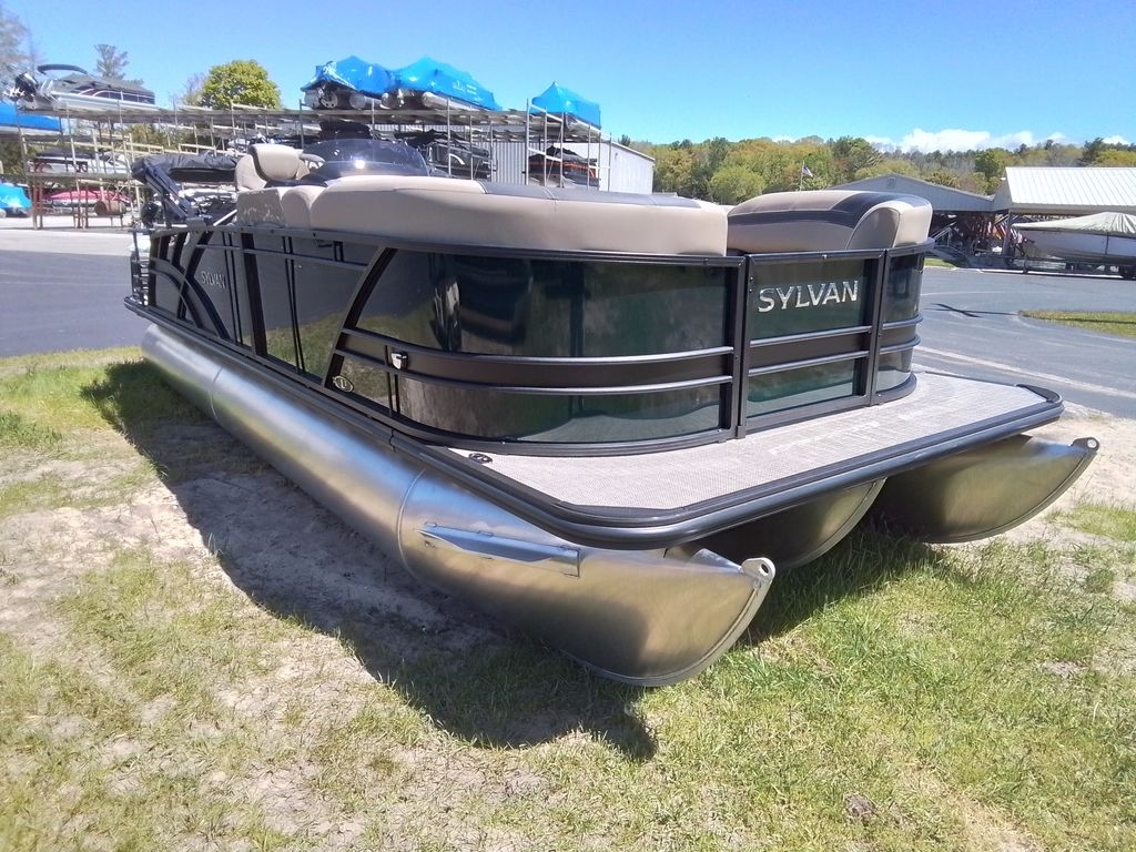 2025 Sylvan L3 CLZ - Sold Boat