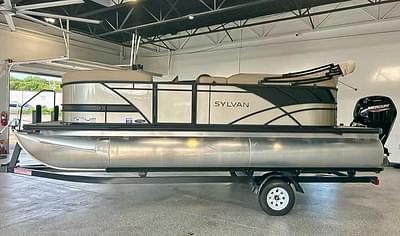 BOATZON | Sylvan Mirage 820 2022