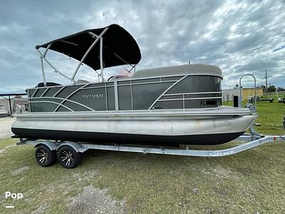 BOATZON | Sylvan Mirage 820 BOATZON | Sylvan Mirage 820