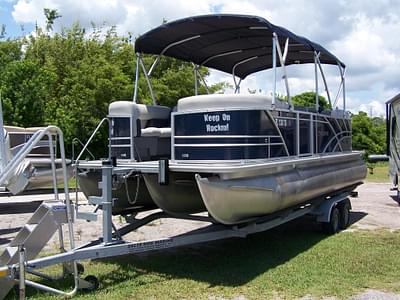 BOATZON | Sylvan Mirage 822 LZ 2022 BOATZON | Sylvan Mirage 822 LZ 2022