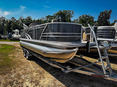 BOATZON | Sylvan MIRAGE 822 PARTY FISH 40 2023