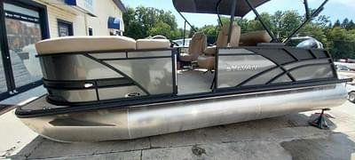 BOATZON | Sylvan Mirage 8520 CLZ DH 2024