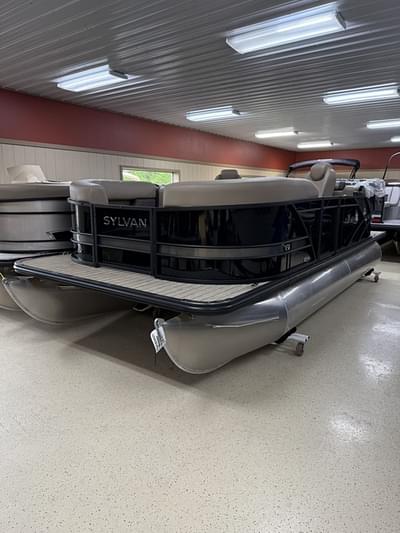 BOATZON | Sylvan MIRAGE 8520 LZ 2025 BOATZON | Sylvan MIRAGE 8520 LZ 2025