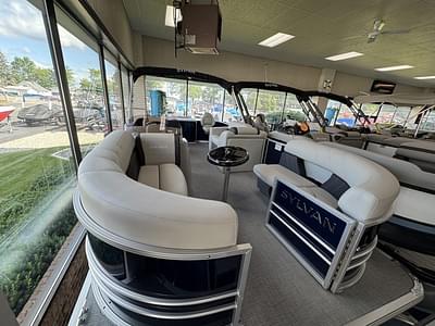 BOATZON | Sylvan MIRAGE 8520 PARTY FISH 2026
