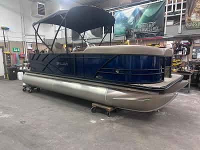 BOATZON | Sylvan Mirage Fish 820 Party Fish 2025