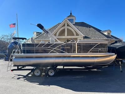 BOATZON | Sylvan Mirage Fish 8522 Party Fish 2025 BOATZON | Sylvan Mirage Fish 8522 Party Fish 2025