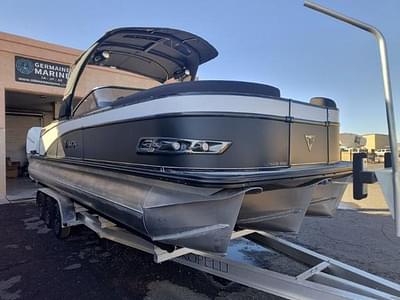 BOATZON | Tahoe Grand Tahoe Twin SS Windshield 25 FT 2025