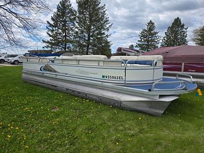 BOATZON | 1998 Tahoe Playbouy Summit 24