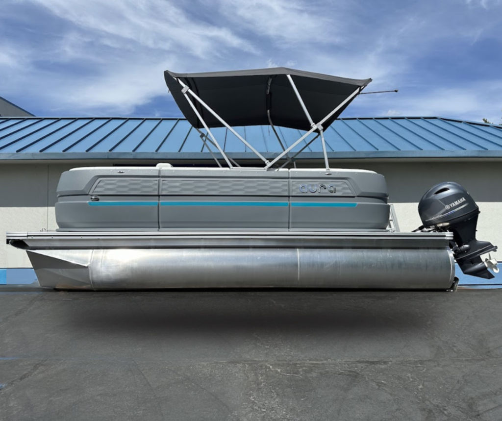 2025 Tahoe Pontoons 19FT - Sold Boat