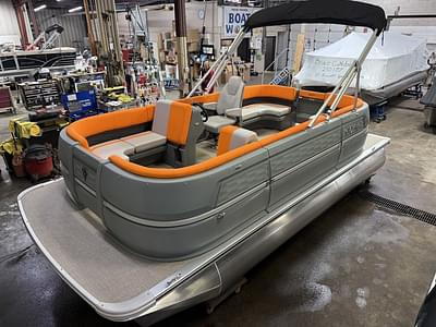 BOATZON | Tahoe Pontoons Aura 1985 Quad Lounge  Honda 4Stroke EFI 2025