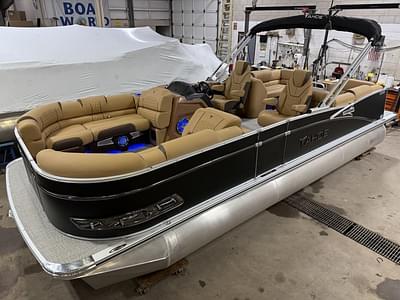 BOATZON | Tahoe Pontoons Cascade 2385 Quad Lounge  Honda 4Stroke EFI 2025