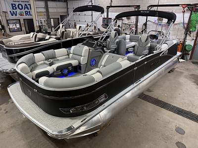 BOATZON | Tahoe Pontoons Cascade 2385 Quad Lounge Tritoon  Honda 4Stroke EFI 2025