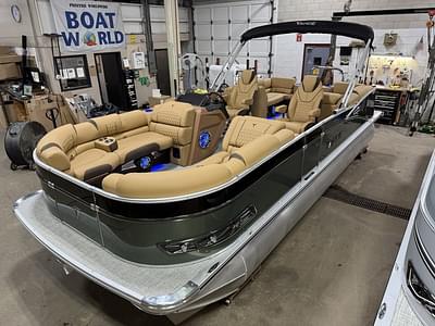 BOATZON | Tahoe Pontoons Cascade 2385 Quad Lounge Tritoon  Honda 4Stroke EFI 2025