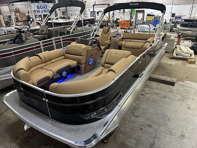 BOATZON | Tahoe Pontoons Cascade 2385 Swingback VRB  Honda 4Stroke EFI 2025