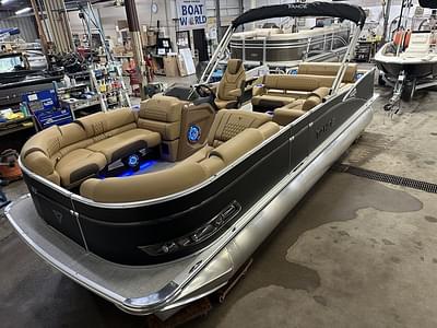 BOATZON | Tahoe Pontoons Cascade 2385 Swingback VRL Tritoon  Honda 4Stroke EFI 2025