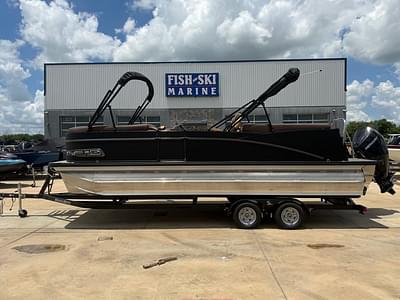 BOATZON | Tahoe Pontoons Cascade Quad Lounger 23 FT 2025