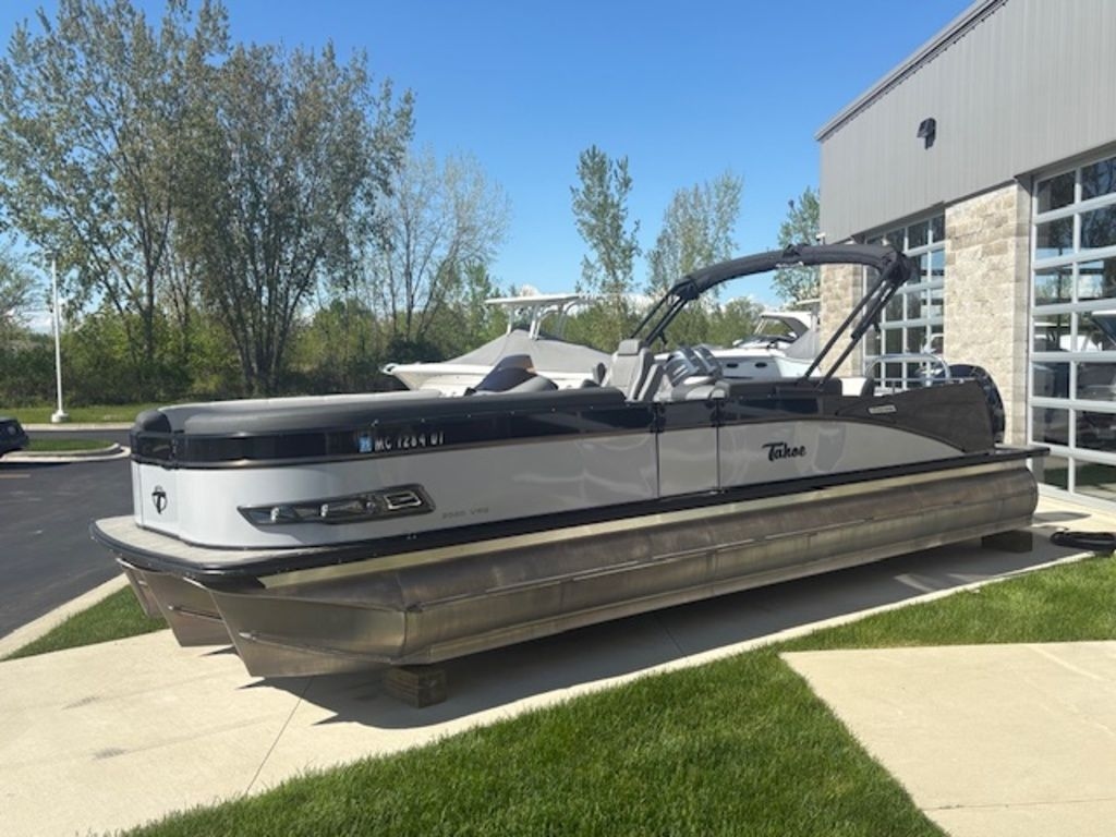2022 Tahoe Pontoons Cascade Versatile Rear Bench 25 FT - Sold Boat