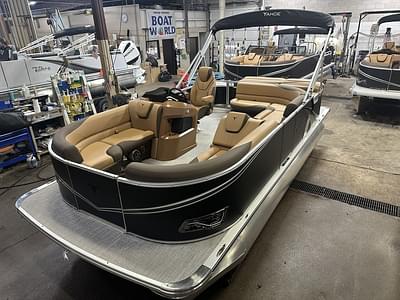 BOATZON | Tahoe Pontoons LTZ 1985 Cruise  Honda 4Stroke EFI 2025