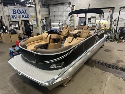 BOATZON | Tahoe Pontoons LTZ 2385 Quad Lounge Shift SS QLS  Honda 4Stroke EFI 2025