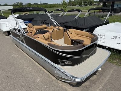 BOATZON | Tahoe Pontoons LTZ 2385 Swingback VRB Tritoon Honda 4Stroke EFI 2025 BOATZON | Tahoe Pontoons LTZ 2385 Swingback VRB Tritoon Honda 4Stroke EFI 2025