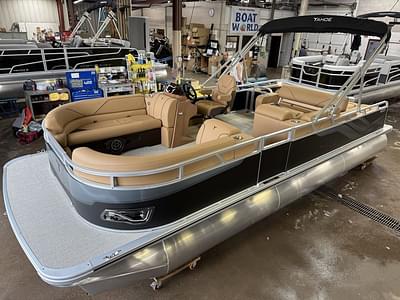 BOATZON | Tahoe Pontoons Sport 2385 Swingback Pontoon  Honda 4Stroke EFI 2025