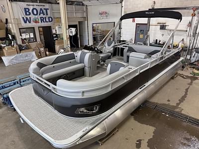 BOATZON | Tahoe Pontoons Sport 2385 Swingback VRB Honda 4Stroke EFI 2025 BOATZON | Tahoe Pontoons Sport 2385 Swingback VRB Honda 4Stroke EFI 2025