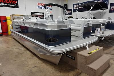 BOATZON | Tahoe Pontoons Sport Quad Lounger 21 FT 2025