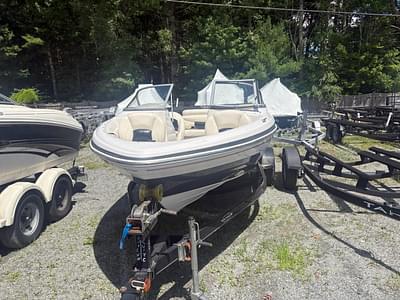 BOATZON | Tahoe Q5i 2012
