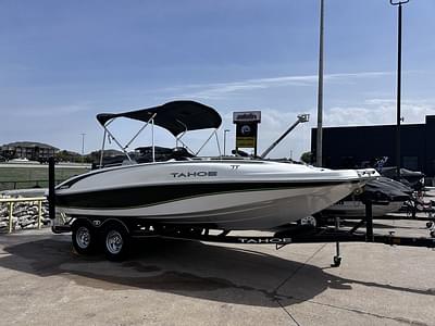 BOATZON | Tahoe® 215 Xi 2020