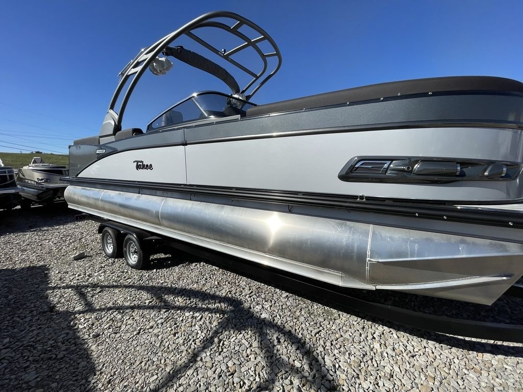 2023 Tahoe® CASCADE QL 2585 - Sold Boat