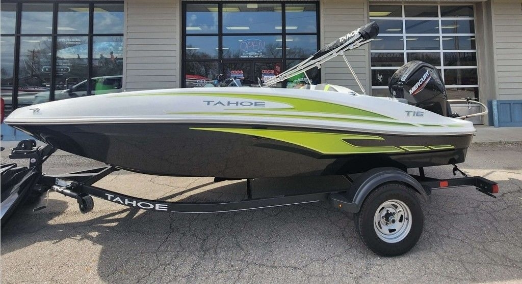 2023 Tahoe® T16 - Sold Boat