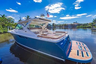 BOATZON | Tiara Yachts 3100 Coronet 2015 BOATZON | Tiara Yachts 3100 Coronet 2015