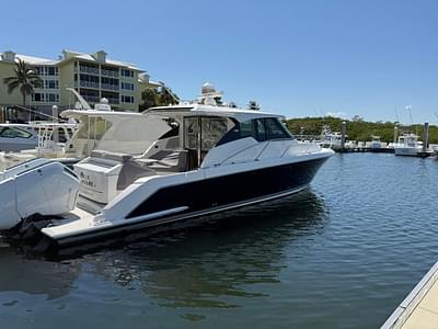 BOATZON | Tiara Yachts 43 LE 2023 BOATZON | Tiara Yachts 43 LE 2023