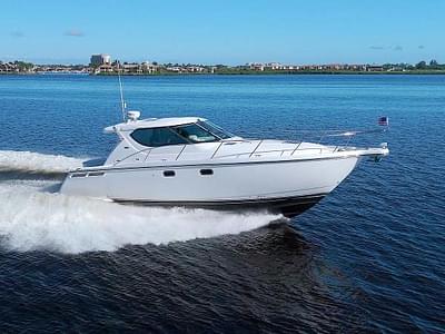 BOATZON | Tiara Yachts 4300 Sovran 2008