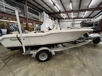 BOATZON | Tidewater 180CC Adventure 2019 BOATZON | Tidewater 180CC Adventure 2019