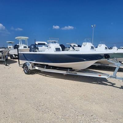 BOATZON | Tidewater 1910 Bay Max 2024