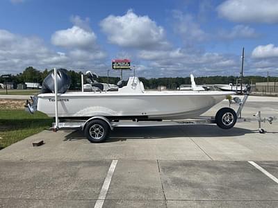 BOATZON | Tidewater 1910 Bay Max 2024