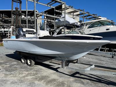 BOATZON | Tidewater 1910 Bay Max 2025