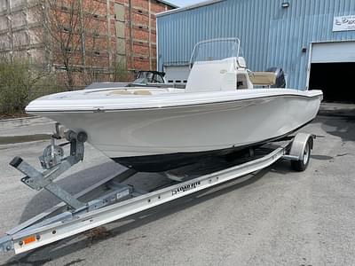 BOATZON | Tidewater 198 Center Console 2016