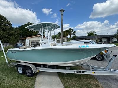 BOATZON | Tidewater 220 CC Adventure 2021