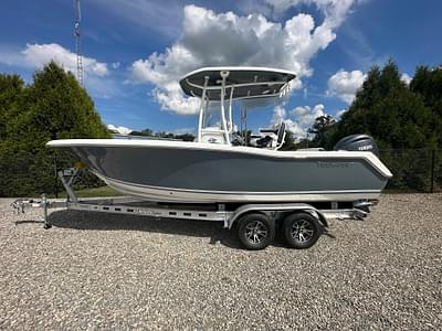 BOATZON | Tidewater 220 CC Adventure 2025