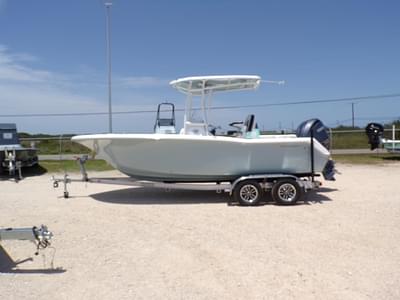 BOATZON | Tidewater 220LXF 2025
